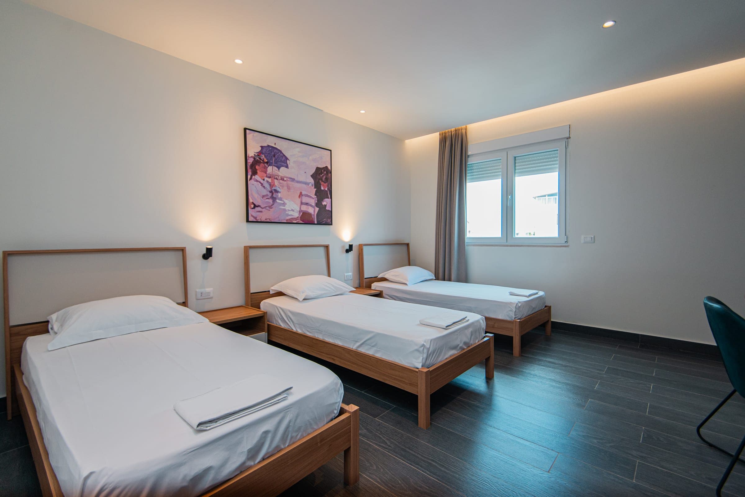 Triple Room with three single beds